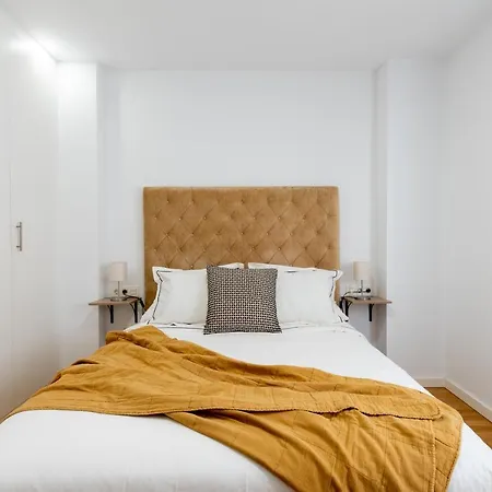 Piso Nuevo En Triana * Sevilla