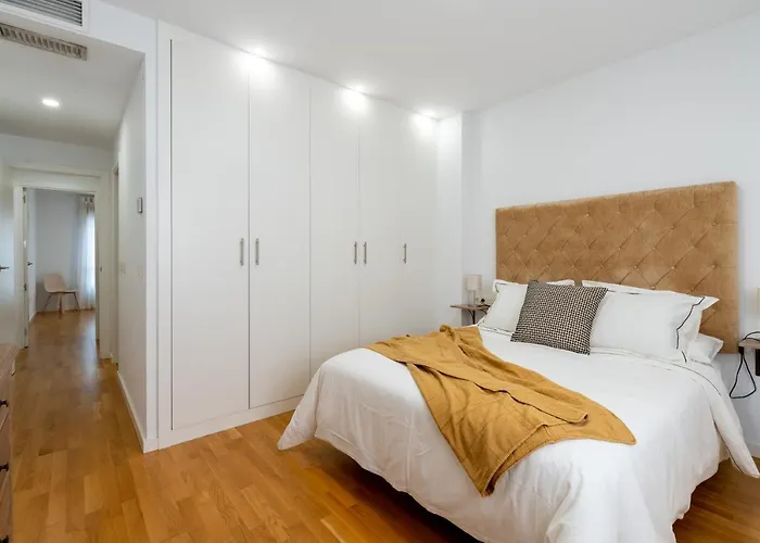 Piso Nuevo En Triana Apartment *