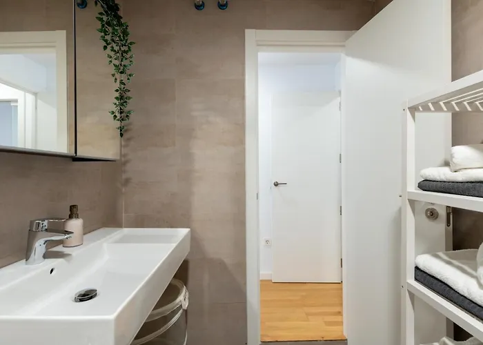 Piso Nuevo En Triana Apartment *